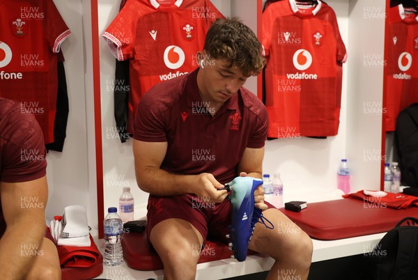 270626 - Barbarians v Wales - Friendly - Dan Edwards of Wales in the dressing room before the game