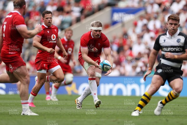 270626 - Barbarians v Wales - Friendly - Aaron Wainwright of Wales 