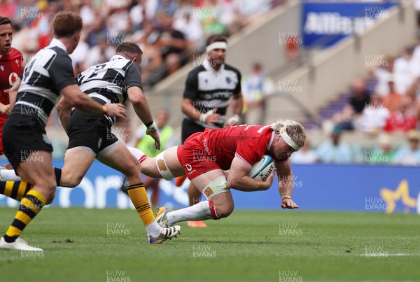 270626 - Barbarians v Wales - Friendly - Aaron Wainwright of Wales 