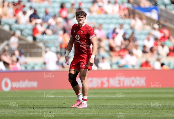 270626 - Barbarians v Wales - Friendly - Eddie James of Wales 