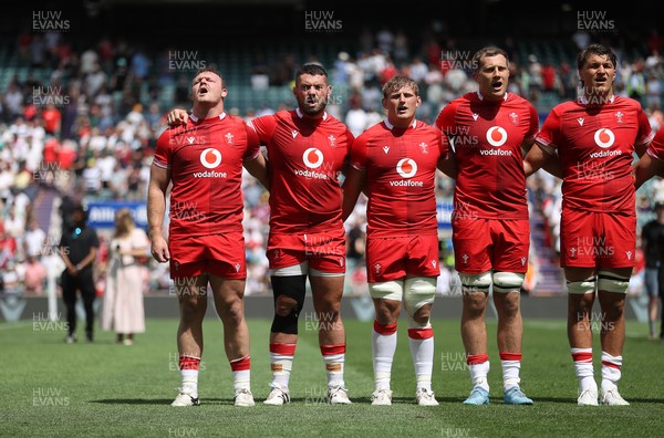 270626 - Barbarians v Wales - Friendly - Wales sing the anthem