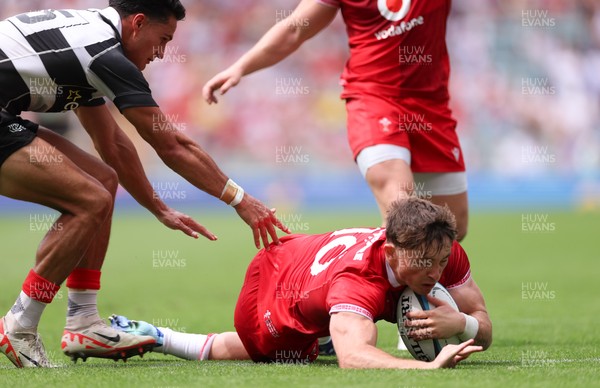 270626 - Barbarians v Wales - Dan Edwards of Wales dives in to score try