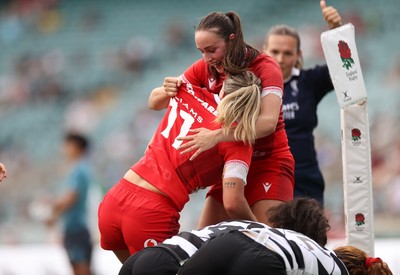 270626 - Barbarians Women v Wales Women - Friendly - Amy Williams of Wales celebrates scoring a try with team mates