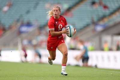 270626 - Barbarians Women v Wales Women - Friendly - Amy Williams of Wales 