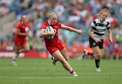 270626 - Barbarians Women v Wales Women - Friendly - Seren Lockwood of Wales 