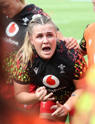 270626 - Barbarians v Wales Women - Alex Callender of Wales speaks to her players
