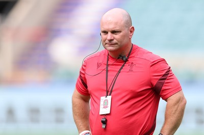 270626 - Barbarians v Wales Women - Sean Lynn, Wales Women head coach during warm up