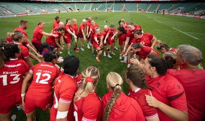 270626 - Barbarians v Wales Women - The Wales team huddle up at the end of the match