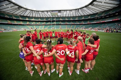 270626 - Barbarians v Wales Women - The Wales team huddle up at the end of the match