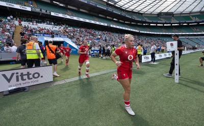 270626 - Barbarians v Wales Women - Kelsie Webster of Wales runs out at the start of the match