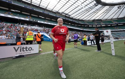 270626 - Barbarians v Wales Women - Kelsey Jones of Wales runs out at the start of the match