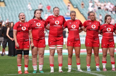 270626 - Barbarians v Wales Women - Wales line up for the anthems Left to right, Alex Callender, Maisie Davies, Alaw Pyrs, Amy Williams, Freya Bell and Lily Hawkins