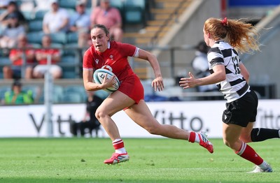 270626 - Barbarians v Wales Women - Nel Metcalfe of Wales