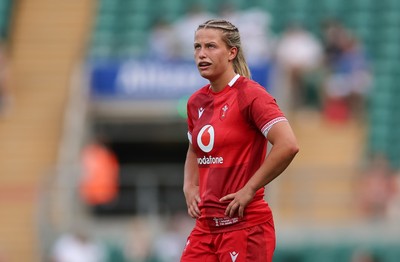 270626 - Barbarians v Wales Women - Amy Williams of Wales