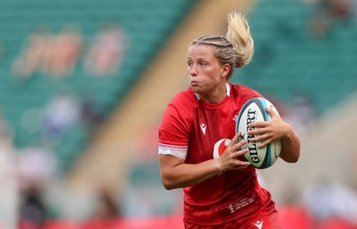 270626 - Barbarians v Wales Women - Amy Williams of Wales