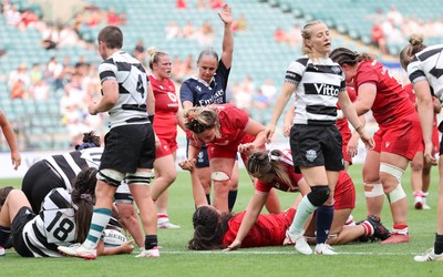 270626 - Barbarians v Wales Women - Jorja Aiono of Wales powers over to score try