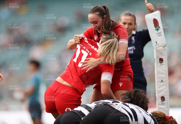 270626 - Barbarians Women v Wales Women - Friendly - Amy Williams of Wales celebrates scoring a try with team mates