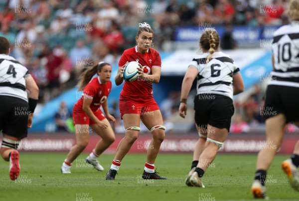 270626 - Barbarians Women v Wales Women - Friendly - Bryonie King of Wales 