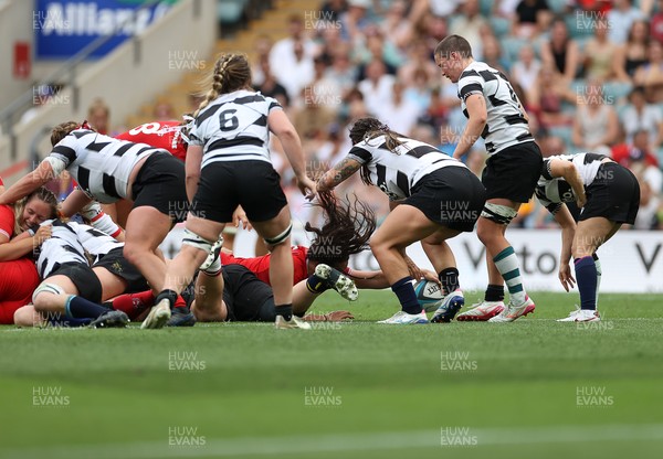 270626 - Barbarians Women v Wales Women - Friendly - Jorja Aiono of Wales scores a try