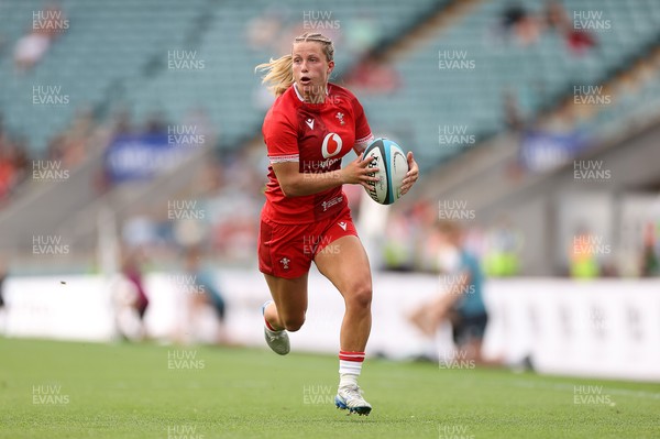 270626 - Barbarians Women v Wales Women - Friendly - Amy Williams of Wales 
