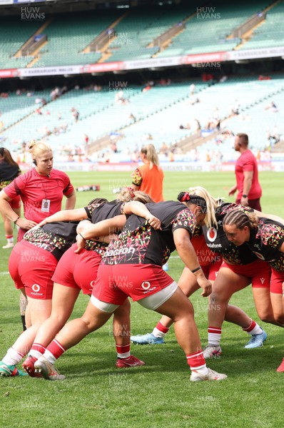 270626 - Barbarians v Wales Women - Wales during the warm up