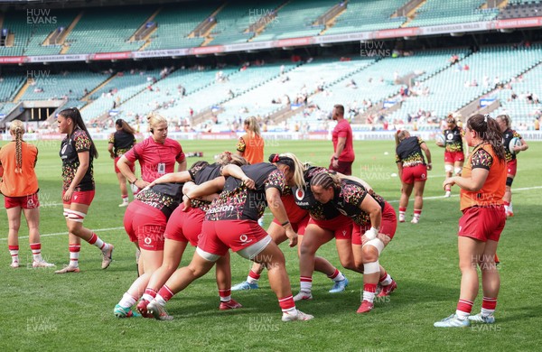 270626 - Barbarians v Wales Women - Wales warm up ahead of the match