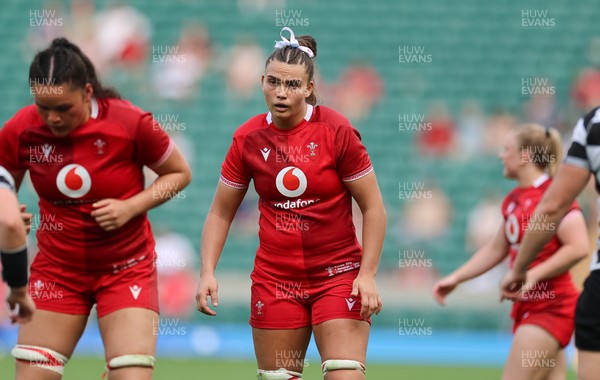 270626 - Barbarians v Wales Women - Bryonie King of Wales