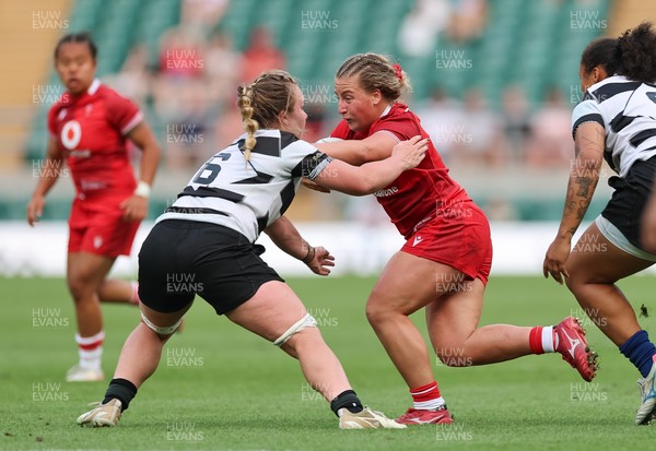 270626 - Barbarians v Wales Women - Molly Reardon of Wales takes on Amy Rule of Barbarians