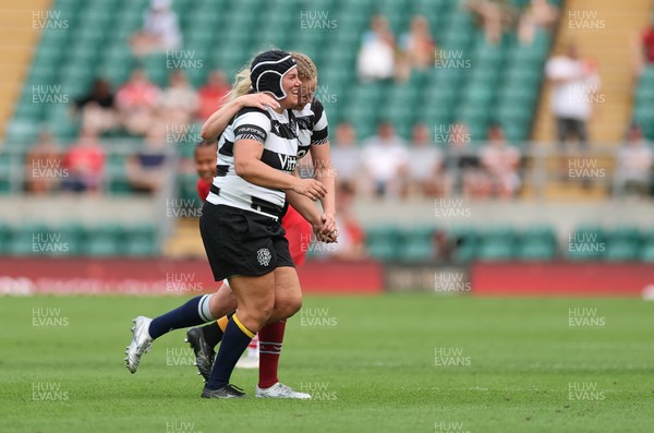 270626 - Barbarians v Wales Women - Carys Phillips of Barbarians leaves the pitch