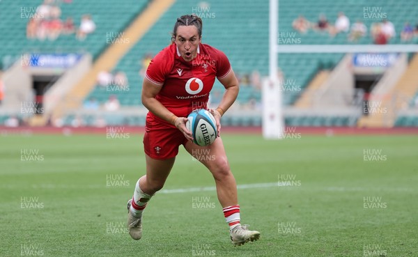 270626 - Barbarians v Wales Women - Courtney Keight of Wales