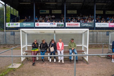 020526 - Bargoed Athletic v Bettws - Admiral National League 5 East - 