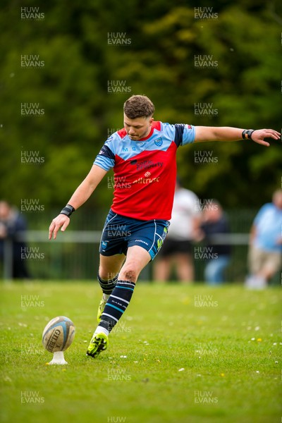 020526 - Bargoed Athletic v Bettws - Admiral National League 5 East - 