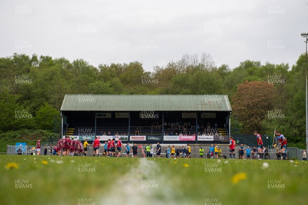 020526 - Bargoed Athletic v Bettws - Admiral National League 5 East - 