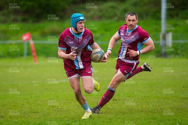 020526 - Bargoed Athletic v Bettws - Admiral National League 5 East - 