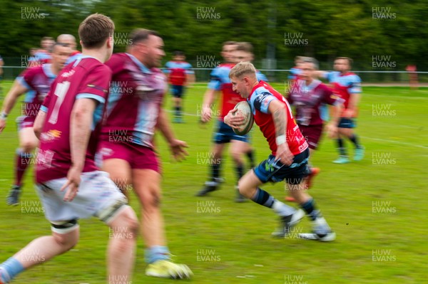 020526 - Bargoed Athletic v Bettws - Admiral National League 5 East - 