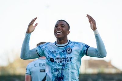 140326 - Barnet v Newport County - Sky Bet League 2 - Tanatswa Nyakuhwa of Newport County celebrates James Crole of Newport County goal