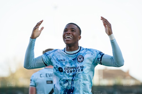 140326 - Barnet v Newport County - Sky Bet League 2 - Tanatswa Nyakuhwa of Newport County celebrates James Crole of Newport County goal
