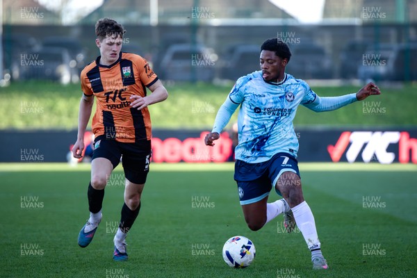 140326 - Barnet v Newport County - Sky Bet League 2 - Adam Senior of Barnet and Bobby Kamwa of Newport County in action