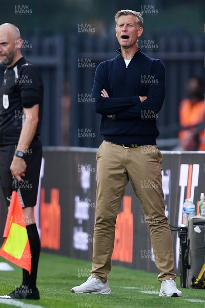 290725 - Barnet v Newport County - Carabao Cup Preliminary Round - Newport County Manager, David Hughes