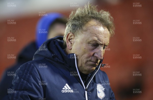 211117 - Barnsley v Cardiff City, Sky Bet Championship - Cardiff City manager Neil Warnock goes to the changing rooms at half time