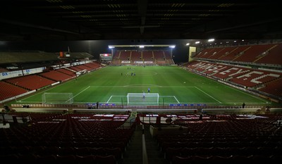 Barnsley v Cardiff City 270121