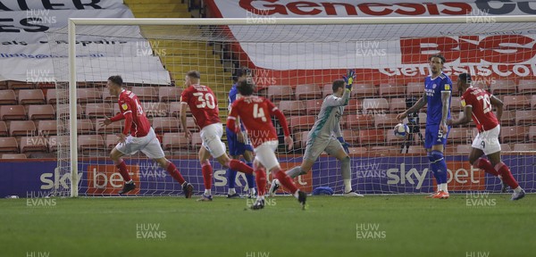 270121 - Barnsley v Cardiff City - Sky Bet Championship - Mads Andersen of Barnsley [lft] celebrates scoring the 1st goal of the match
