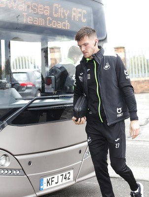 191019 - Barnsley v Swansea City - Sky Bet Championship - Freddie Woodman of Swansea