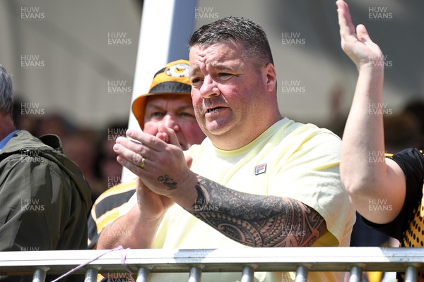 020526 - Barrow v Newport County - Sky Bet League 2 -  Fans