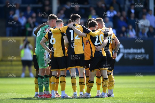 020526 - Barrow v Newport County - Sky Bet League 2 -  Newport huddle
