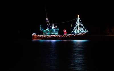 Barry Christmas Boat 131220