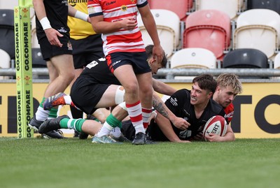 050525 - Barry v Gorseinon - U18 Plate Final - Boys U18s Finals Day - Joe Jenkins of Barry scores a try