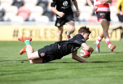 050525 - Barry v Gorseinon - U18 Plate Final - Boys U18s Finals Day - Morgan Beasley of Barry scores a try