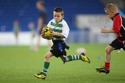 01.10.11 - Cardiff Blues v Glasgow Warriors, RaboDirect Pro 12 - Action from the Barry v Rhydfelin Half Time Under 8s Tag Match    