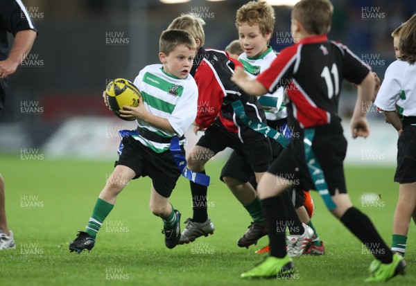 01.10.11 - Cardiff Blues v Glasgow Warriors, RaboDirect Pro 12 - Action from the Barry v Rhydfelin Half Time Under 8s Tag Match    
